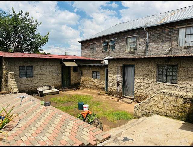 11 BEDROOM HOUSE FOR SALE IN DELVILLE